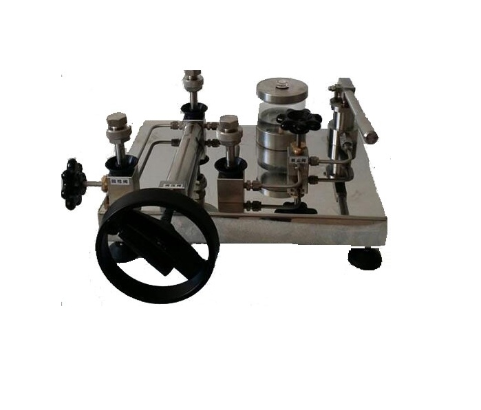 KT105 Hydraulic  comparator